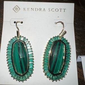 Kendra Scott set